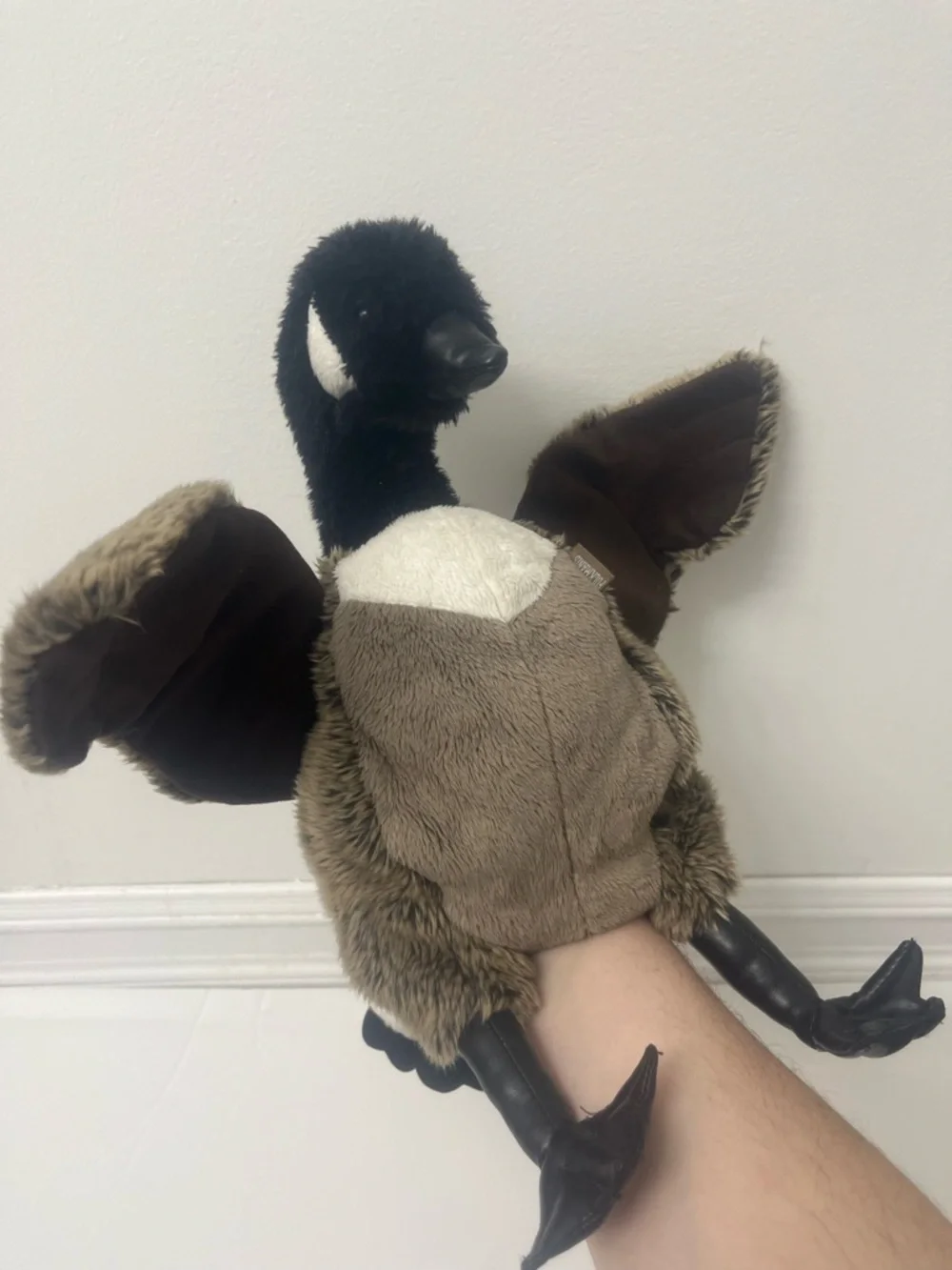 Plush puppet Canada Goose Stuffed Animal - plush toy stuffie EUC - Picture 3 of 9